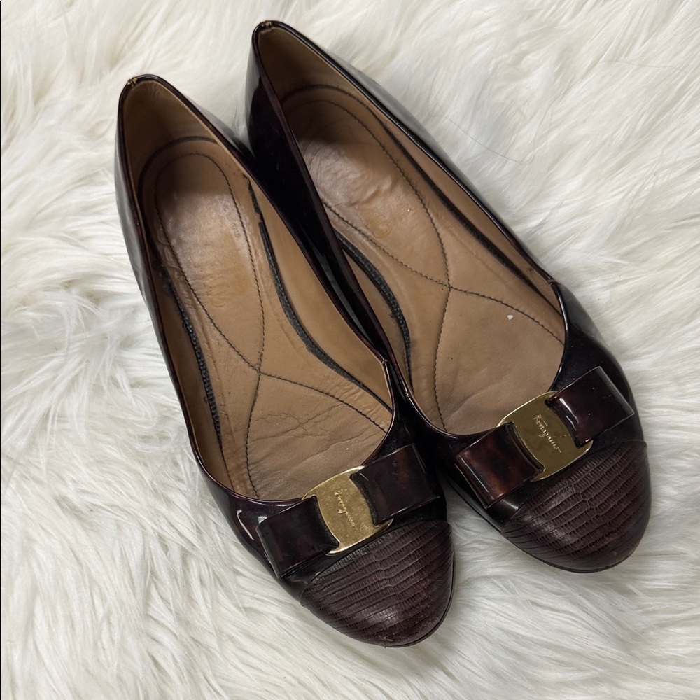 Elegant Brown Women's Flats